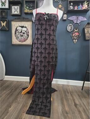 Gothic maxi dress black and red with crosses